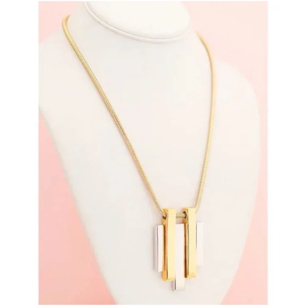 Vtg Avon Gold Tone Silver Tone Abstract Modernist Pendant Chain Necklace 20” - Picture 2 of 9